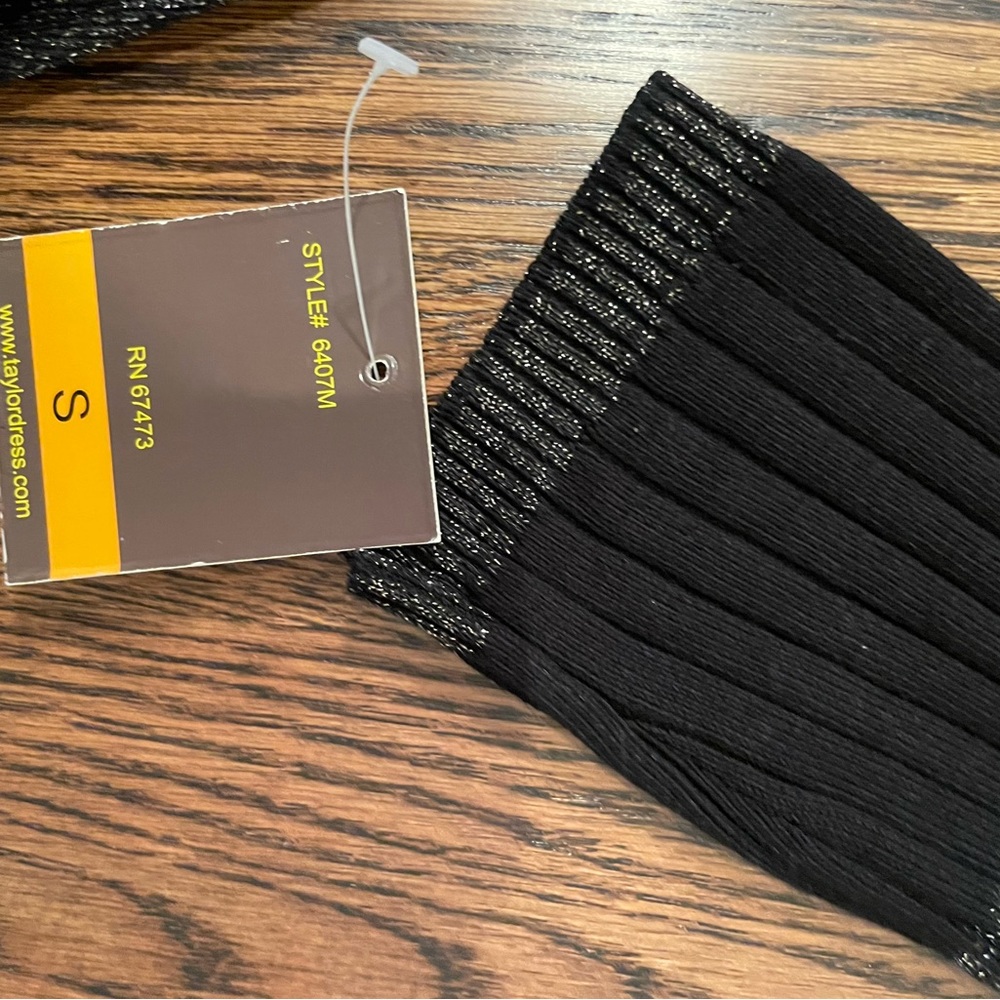 Taylor A Line Color Block Ribbed Sweater Dress - Picture 3 of 5